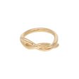 Anillo estilizado firma Tane en oro amarillo 18 kilates. Supply