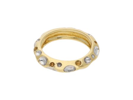 Anillo diseño especial en oro amarillo 18 kilates. Sale