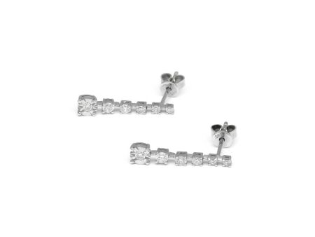 Aretes articulados con diamantes en oro blanco 14 kilates. Discount