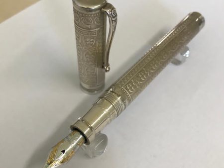 Montegrappa The Two Roses Lancaster Fountain Pen - VERY RARE 1 PIECE - ISROA_GL For Sale