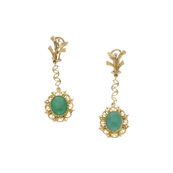 Aretes calados con jade en oro amarillo 16 kilates. Fashion