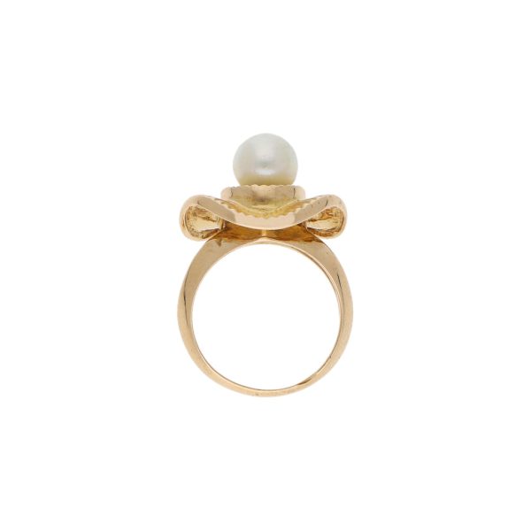 Anillo diseño especial con perla en oro amarillo 18 kilates. Discount