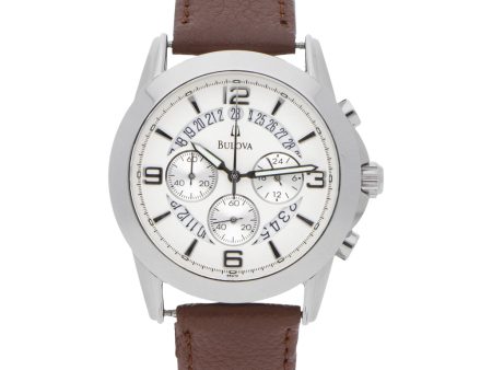 Reloj Bulova para caballero en acero inoxidable correa piel. Discount