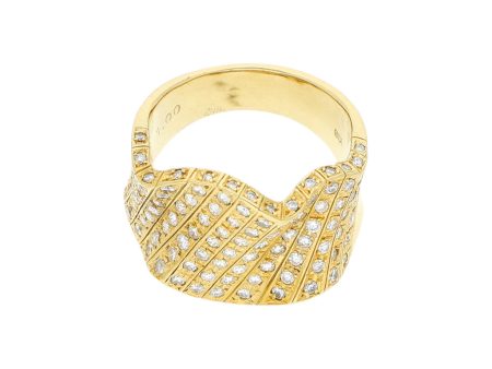 Anillo estilizado con diamantes en oro amarillo 18 kilates. Supply