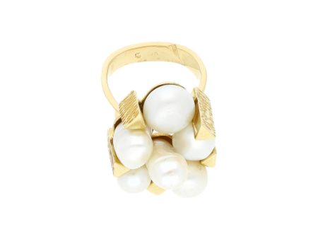 Anillo diseño especial con perlas en oro amarillo 18 kilates. Hot on Sale