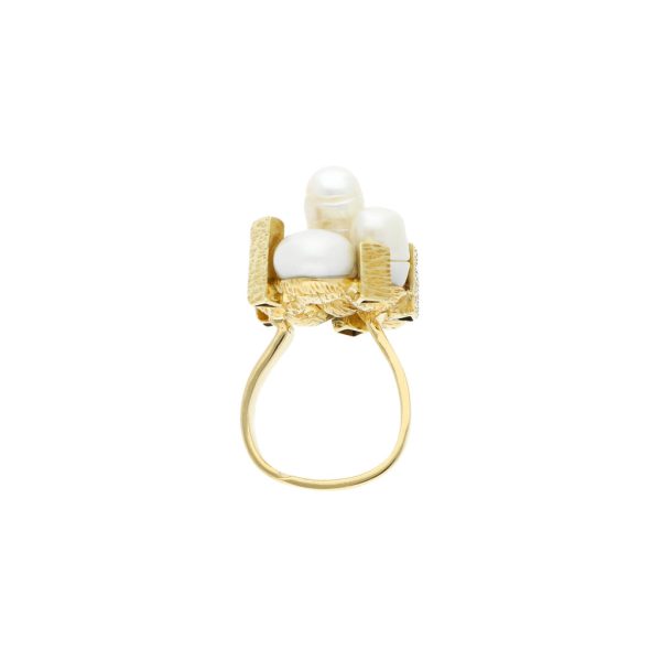 Anillo diseño especial con perlas en oro amarillo 18 kilates. Hot on Sale