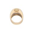 Anillo diseño especial firma Bvlgari en oro tres tonos 18 kilates. Fashion